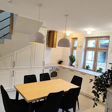 Zacisze Skalnych Domkow 아파트